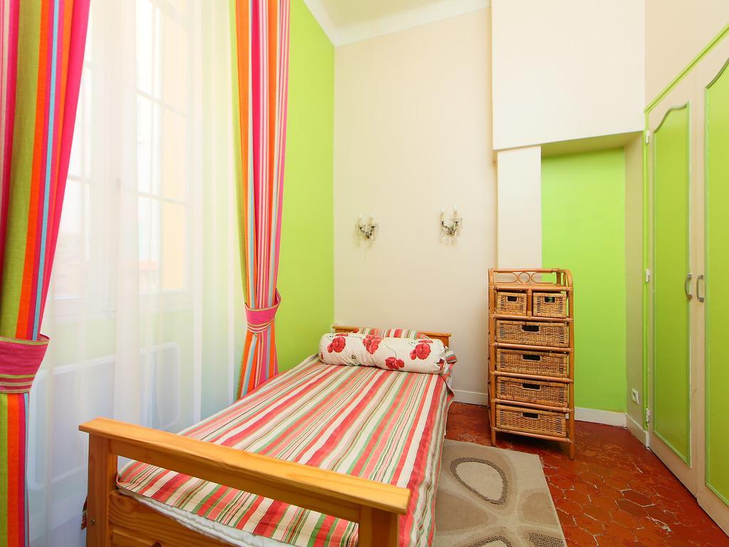 Hotel Brimer คานส์ ภายนอก รูปภาพ