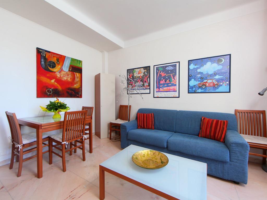 Hotel Brimer คานส์ ภายนอก รูปภาพ