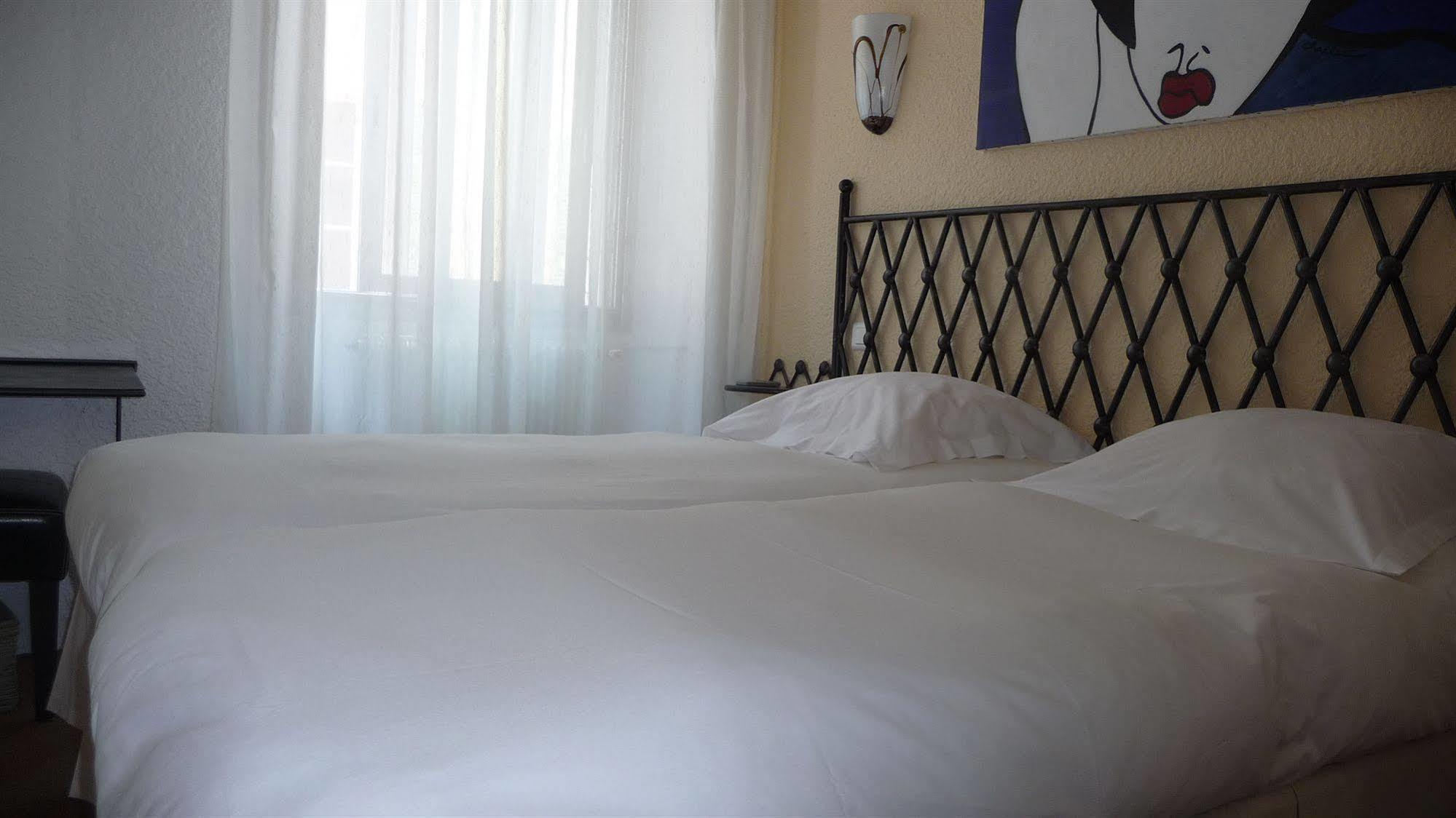 Hotel Brimer คานส์ ภายนอก รูปภาพ