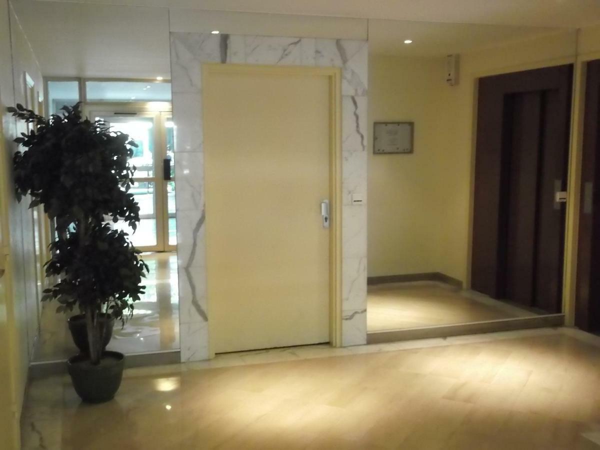 Hotel Brimer คานส์ ภายนอก รูปภาพ